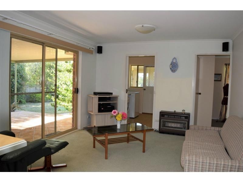 6 Poplar Drive, Rosebud VIC 3939