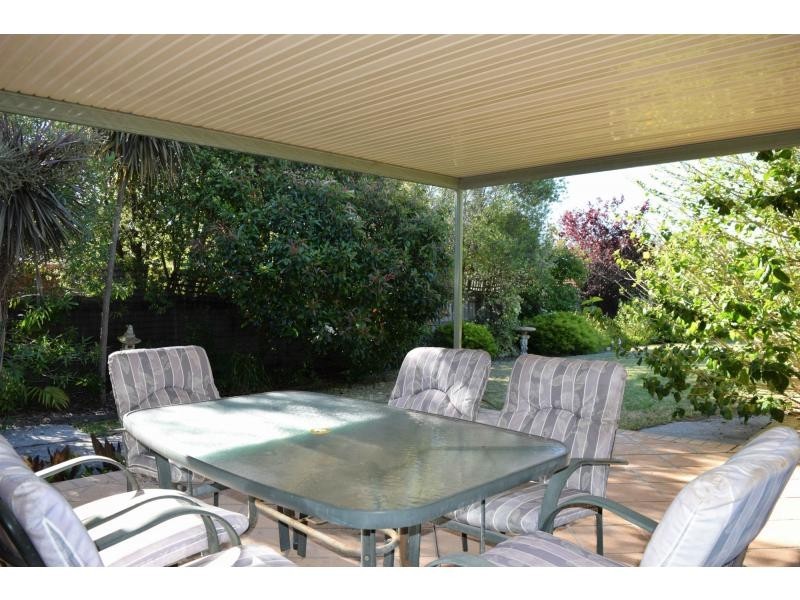 6 Poplar Drive, Rosebud VIC 3939