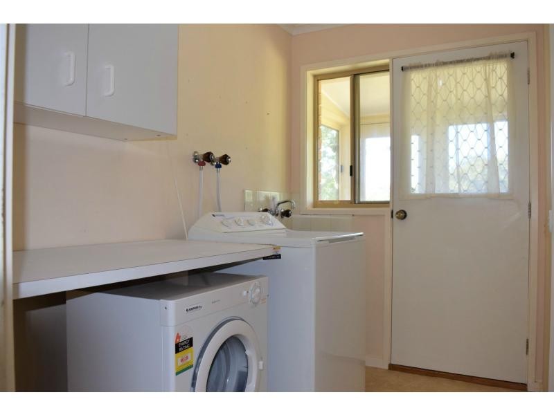 6 Poplar Drive, Rosebud VIC 3939