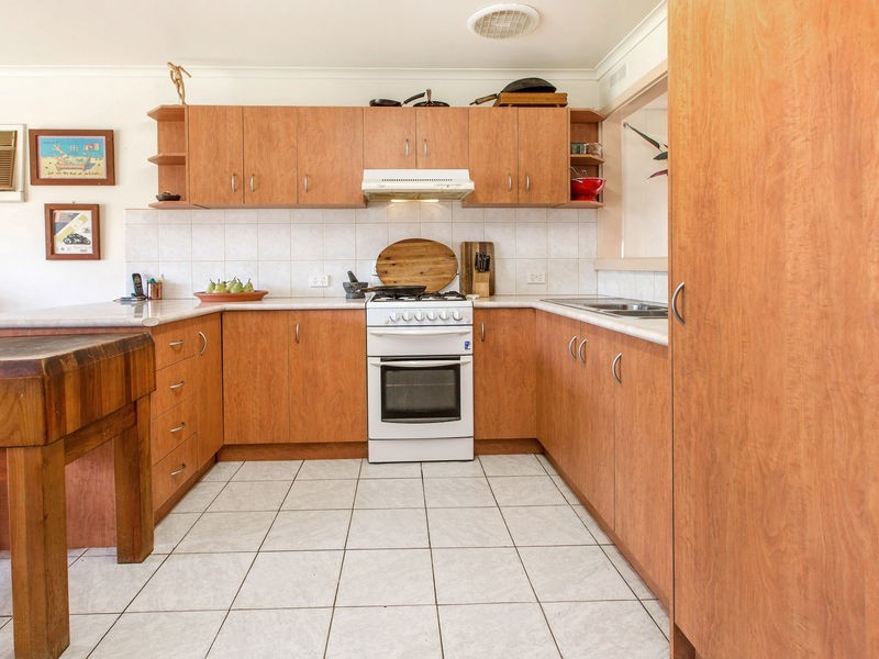 27 Kennington Road, Rosebud VIC 3939