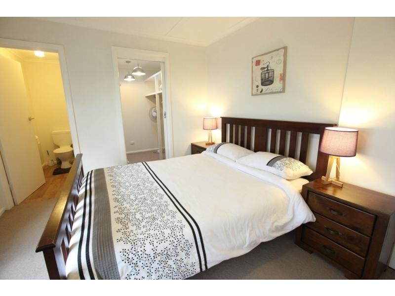 26 Hove Road, Rosebud VIC 3939