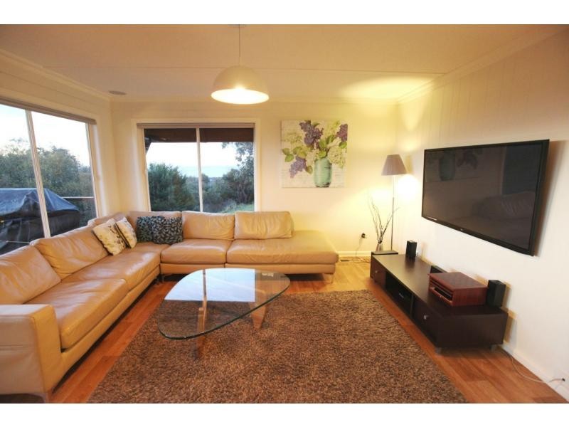 26 Hove Road, Rosebud VIC 3939