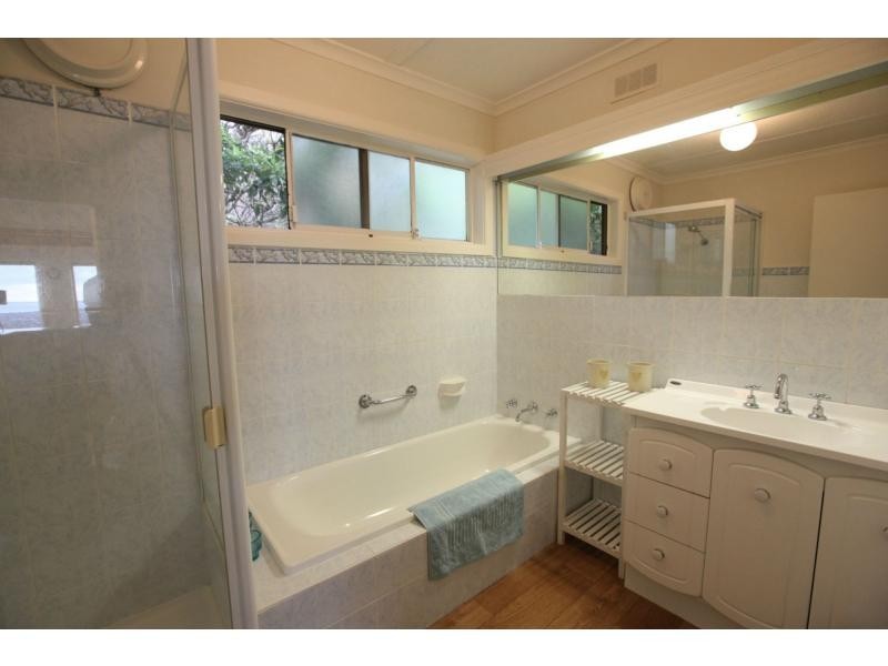 26 Hove Road, Rosebud VIC 3939