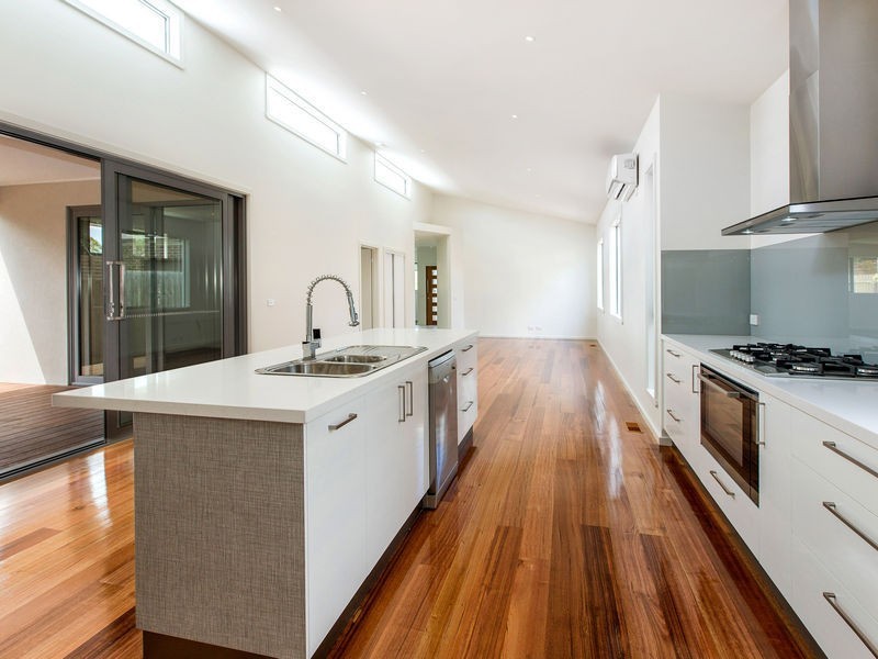 12a Donald Street, Rosebud VIC 3939