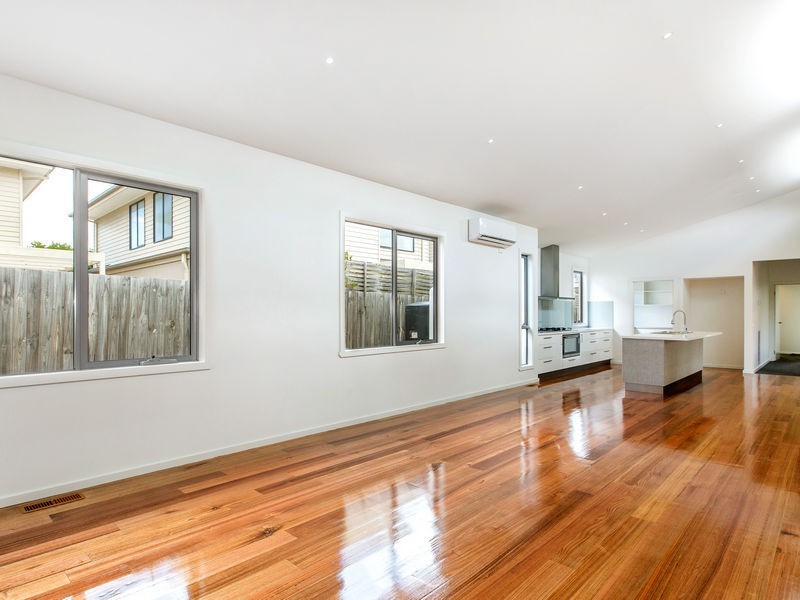 12a Donald Street, Rosebud VIC 3939