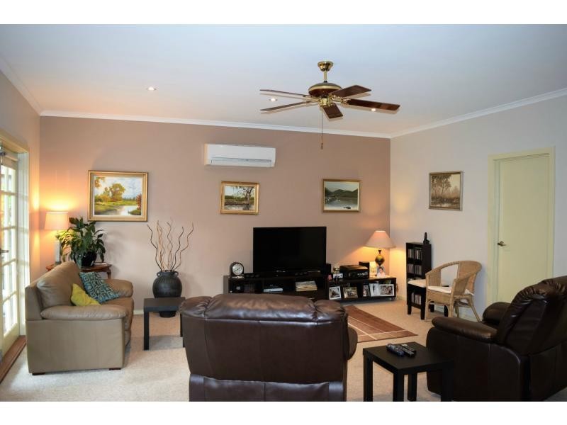 25 Denholm Street, Rosebud VIC 3939