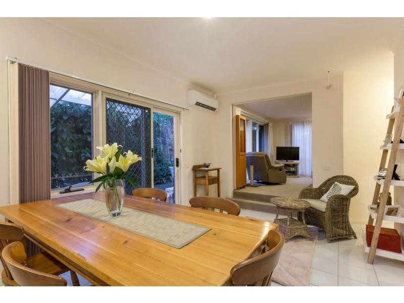 16 Riley Street, Mccrae VIC 3938