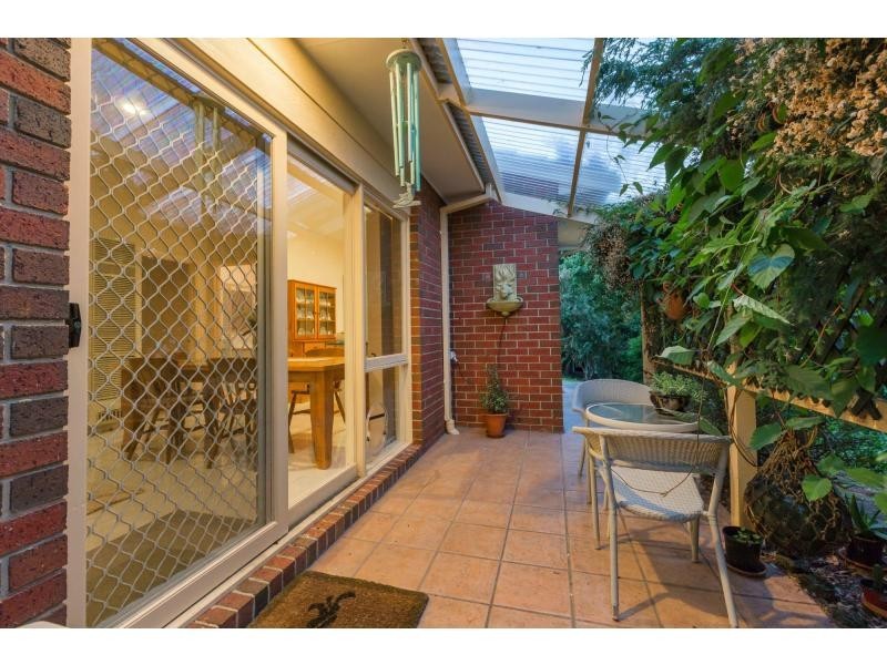 16 Riley Street, Mccrae VIC 3938