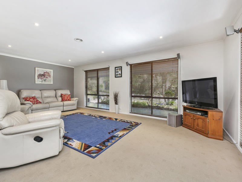 499 Waterfall Gully Road, Rosebud VIC 3939