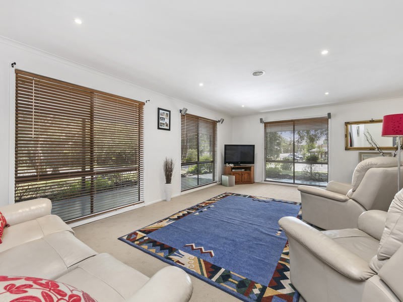 499 Waterfall Gully Road, Rosebud VIC 3939