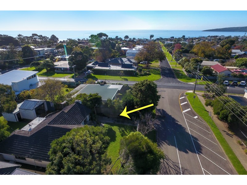 42 Heales Street, Dromana VIC 3936