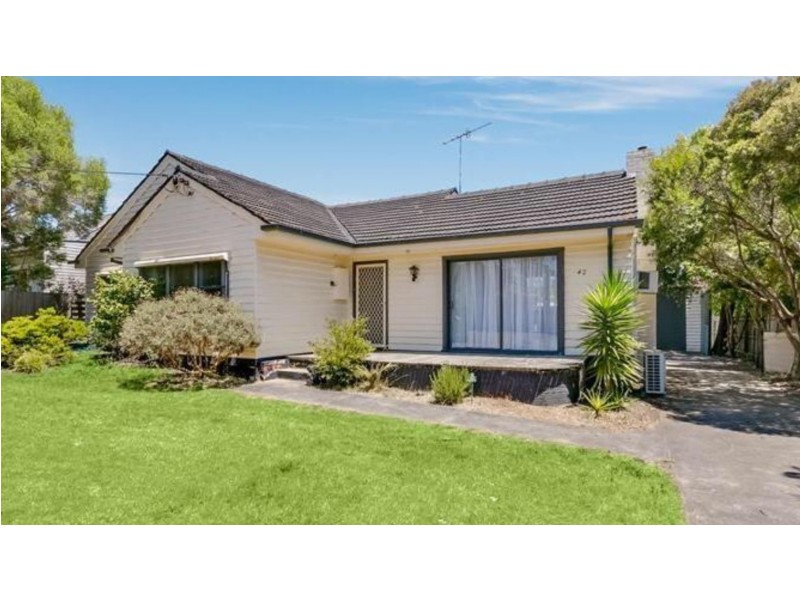 42 Heales Street, Dromana VIC 3936