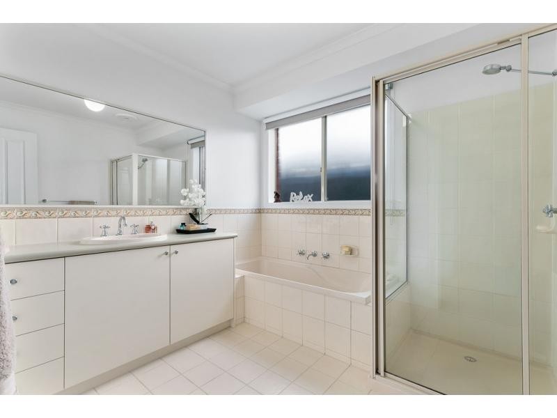8 Palm Tree Drive, Safety Beach VIC 3936