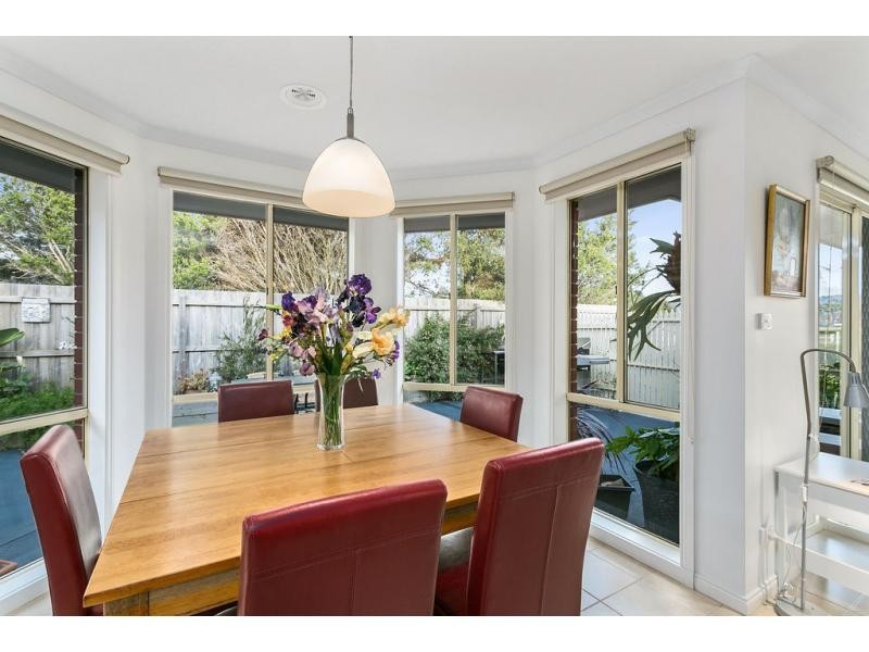 8 Palm Tree Drive, Safety Beach VIC 3936