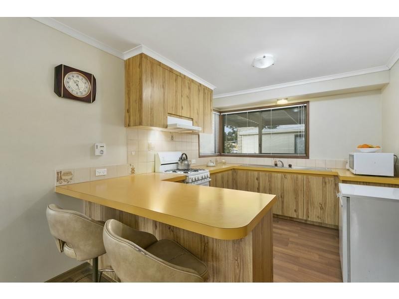 4 Harverson Drive, Rosebud VIC 3939