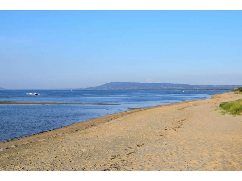 76 Adelaide Street, Blairgowrie VIC 3942