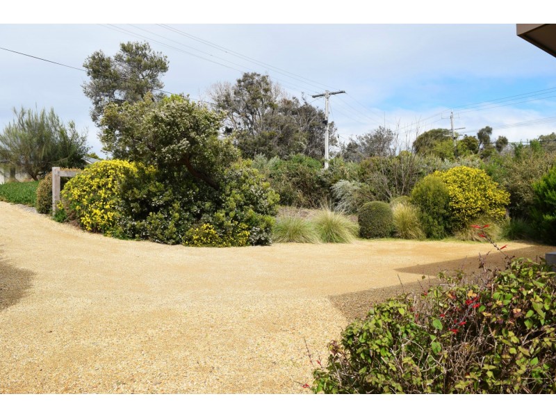 76 Adelaide Street, Blairgowrie VIC 3942