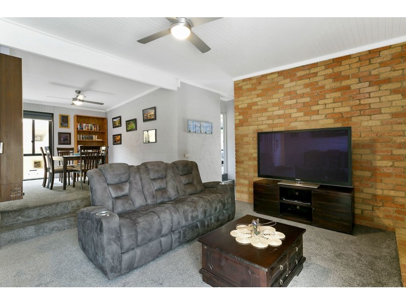 6 Sunningdale Road, Rosebud VIC 3939