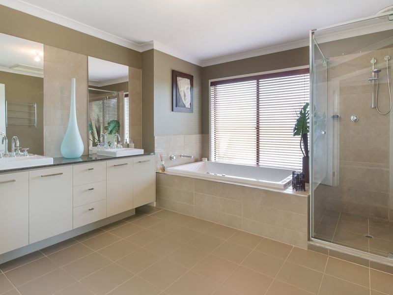 3 Peppermint Court, Rosebud VIC 3939