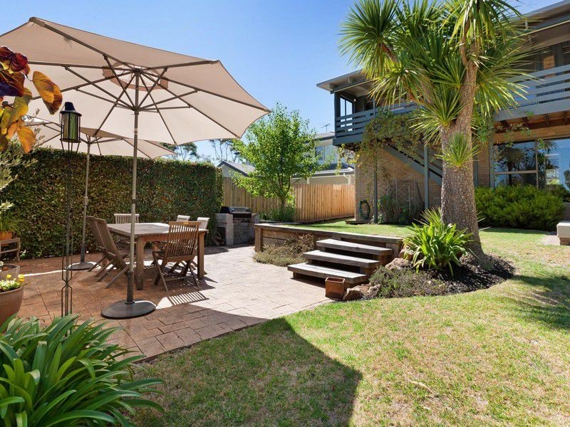 8 Riley Street, Mccrae VIC 3938