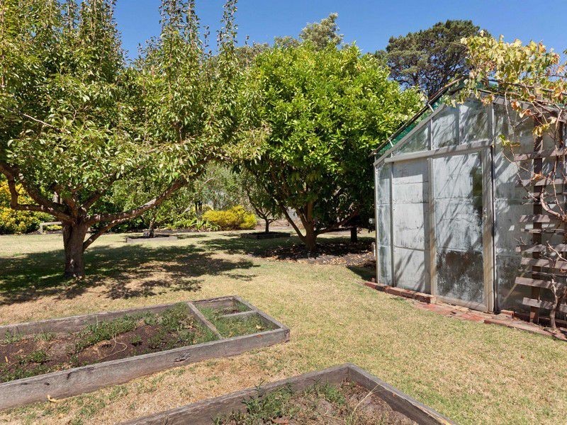 8 Riley Street, Mccrae VIC 3938