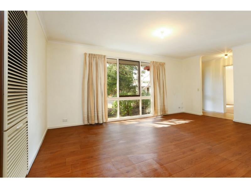 21 Deanswood Drive, Somerville VIC 3912