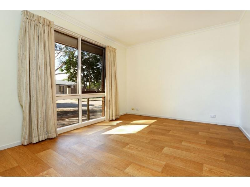 21 Deanswood Drive, Somerville VIC 3912