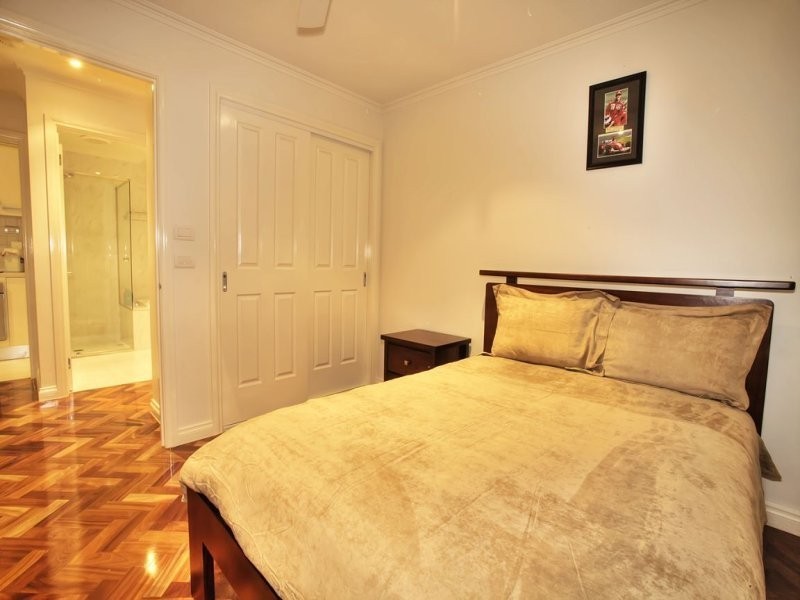 2/12 Steele Street, Cowes VIC 3922