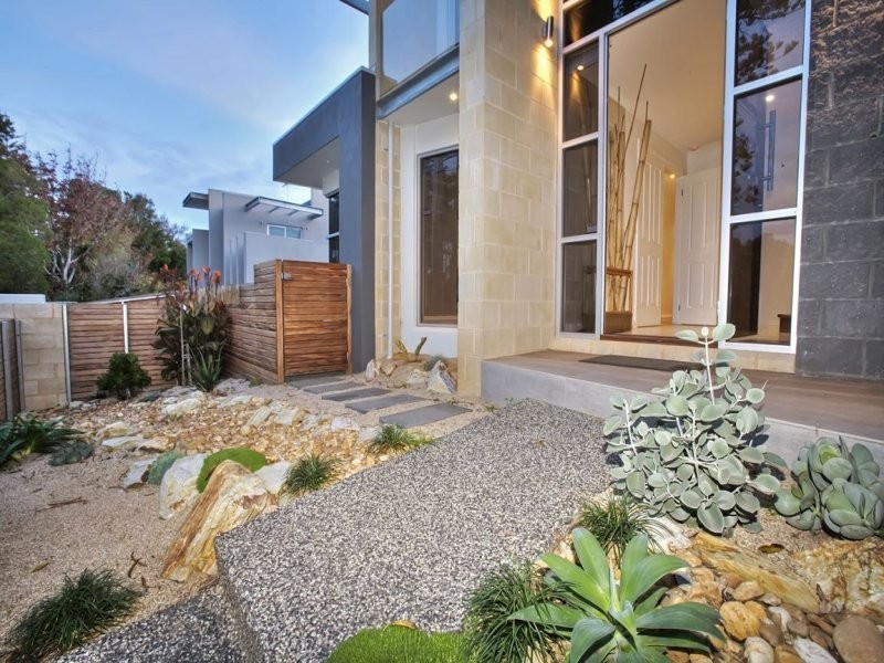 2/12 Steele Street, Cowes VIC 3922