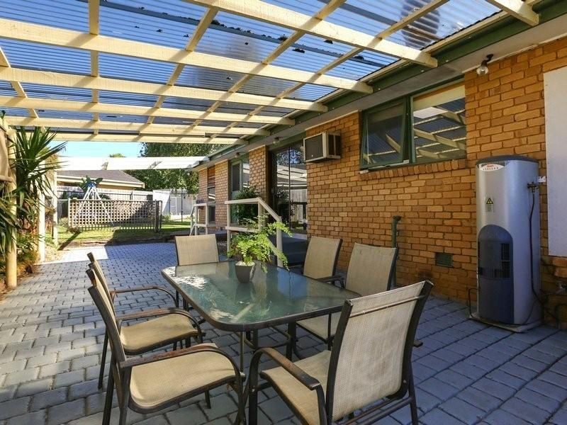 58 Pembroke Drive, Somerville VIC 3912