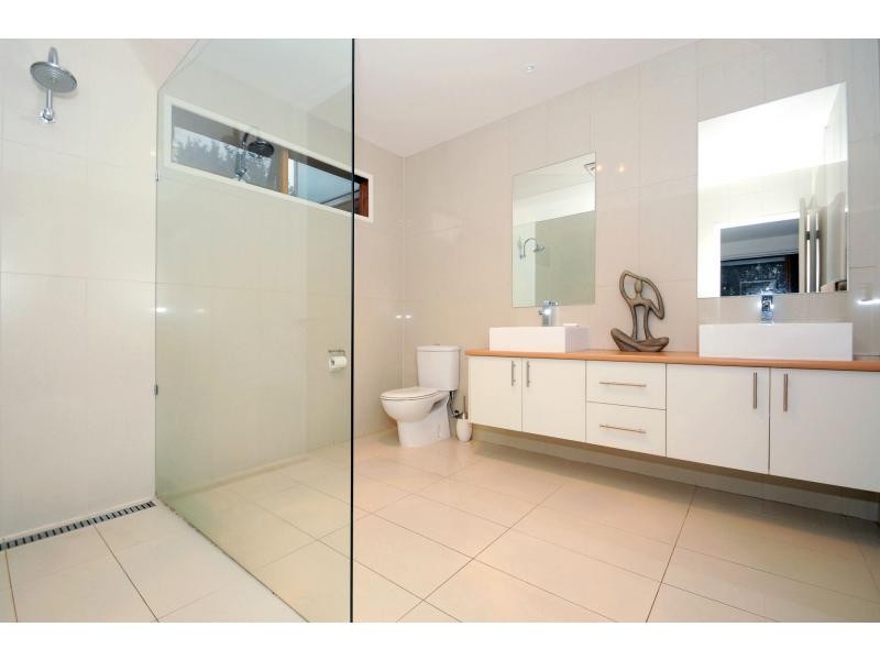 4 Seabrook Avenue, Rosebud VIC 3939