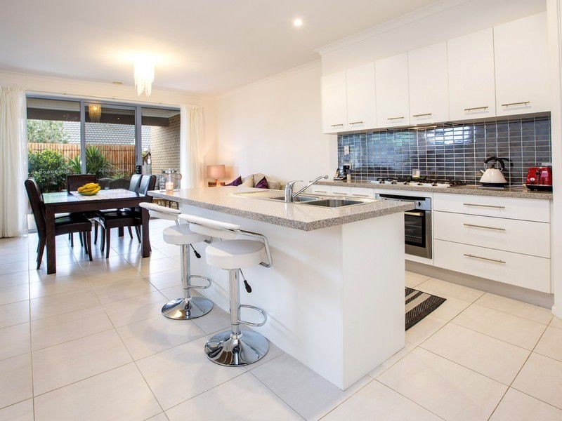 13, 27 Green Island Avenue, Mount Martha VIC 3934