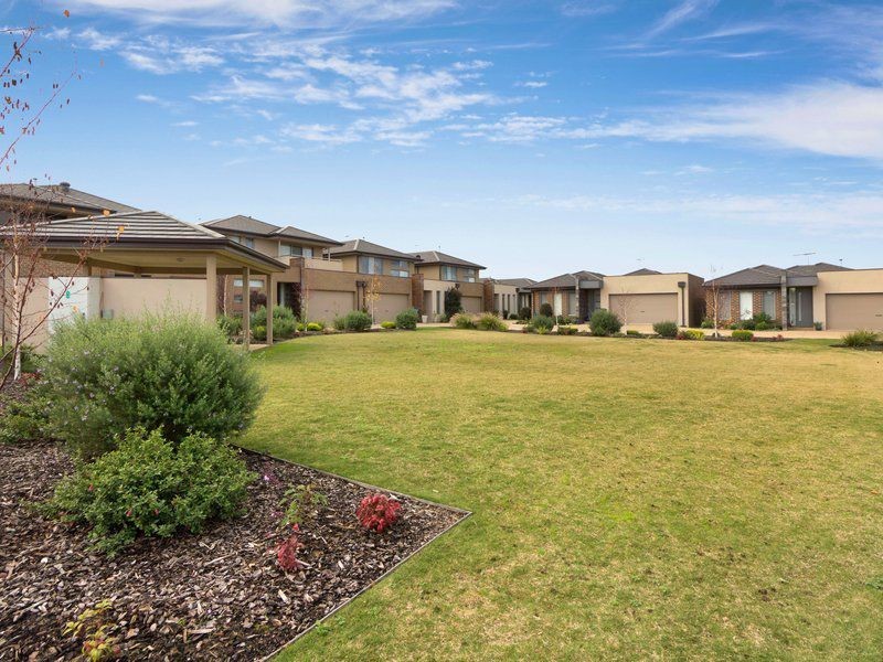 13, 27 Green Island Avenue, Mount Martha VIC 3934