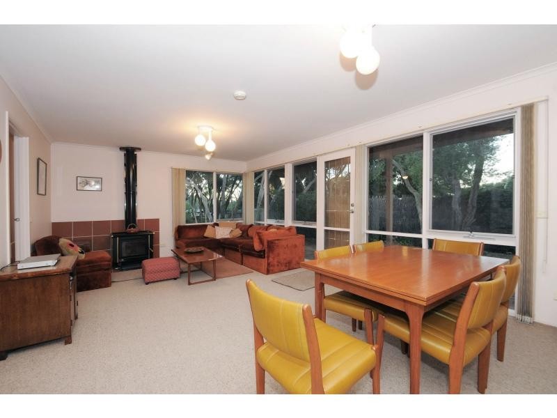 36 Centre Drive, Rye VIC 3941
