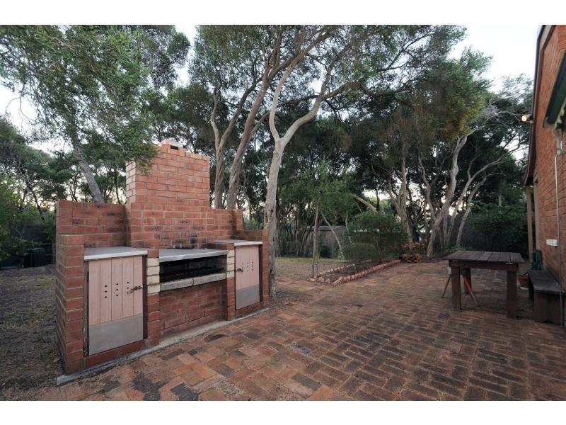 36 Centre Drive, Rye VIC 3941