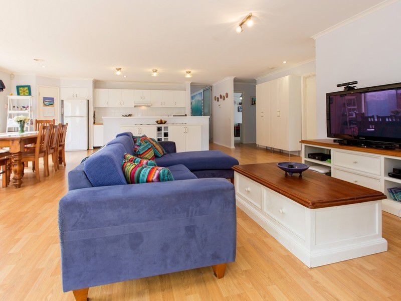 13 Noah Close, Mornington VIC 3931