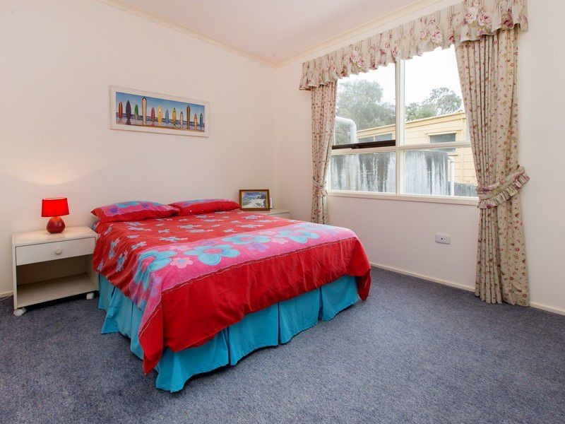 9-11 Seabrook Avenue, Rosebud VIC 3939