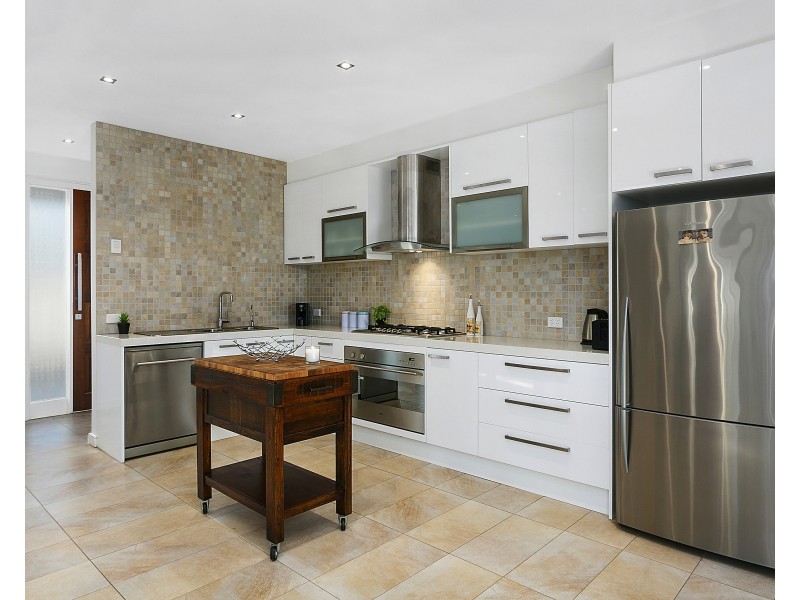 1/10 Charles Street, Dromana VIC 3936