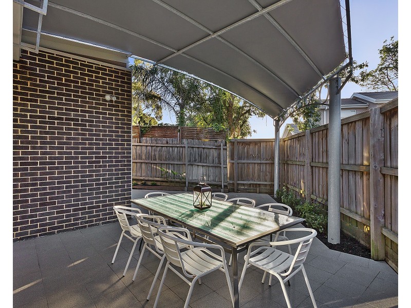 1/10 Charles Street, Dromana VIC 3936