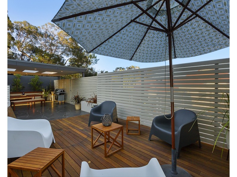 15 Golf Pde, Rye VIC 3941