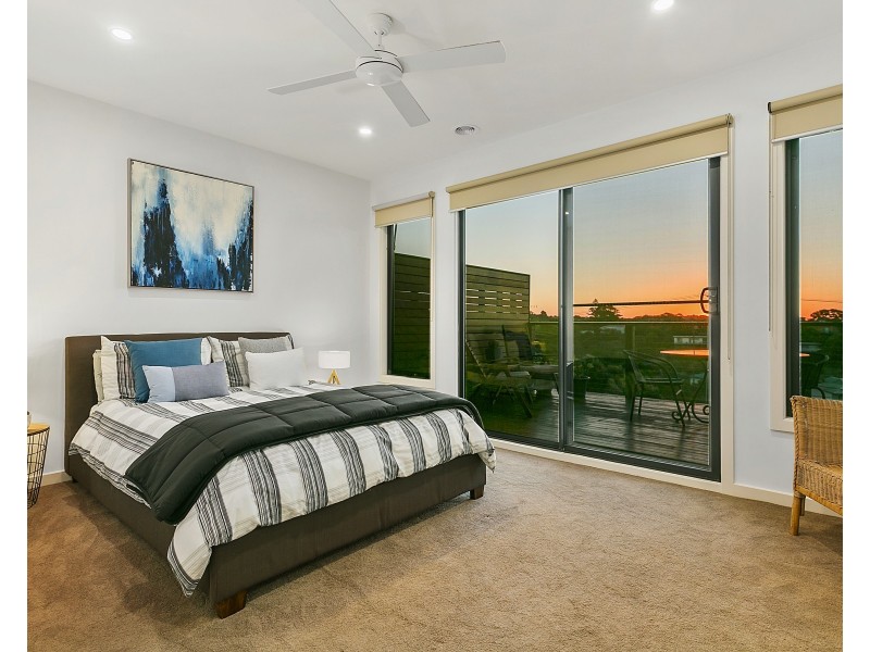 15 Golf Pde, Rye VIC 3941