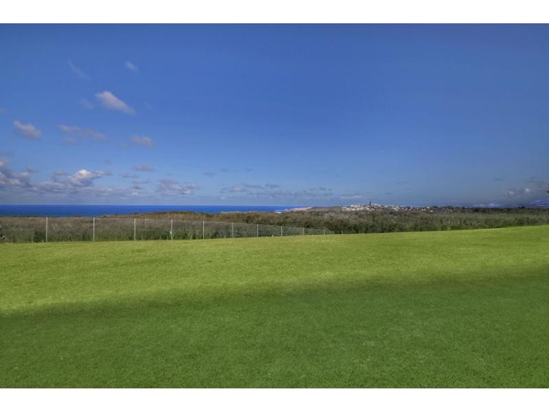 5 Emerald Heights Drive, Emerald Beach NSW 2456