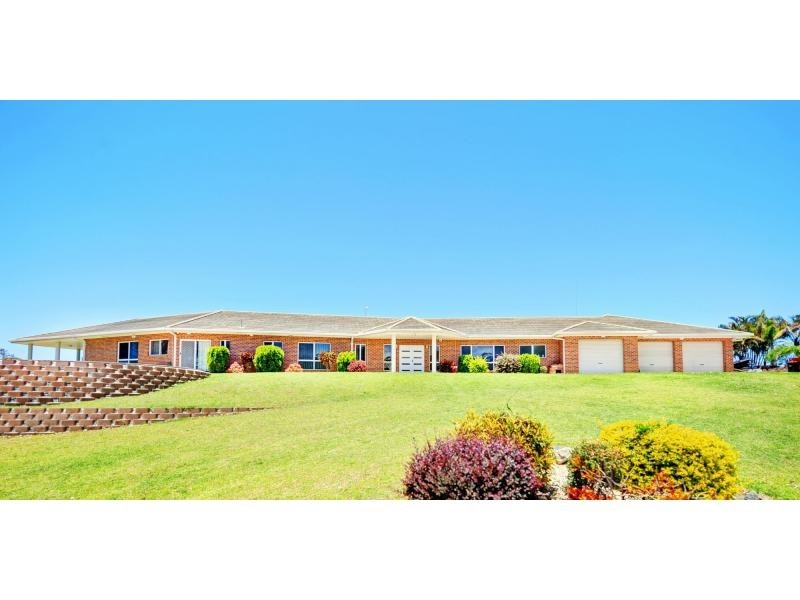 5 Emerald Heights Drive, Emerald Beach NSW 2456