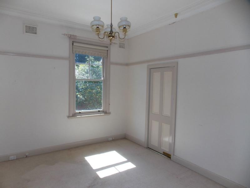 15 Gilroy Road, Turramurra NSW 2074