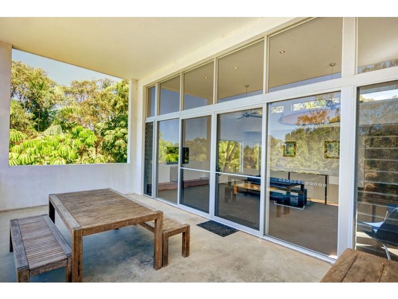27 Elouera Drive, Sapphire Beach NSW 2450