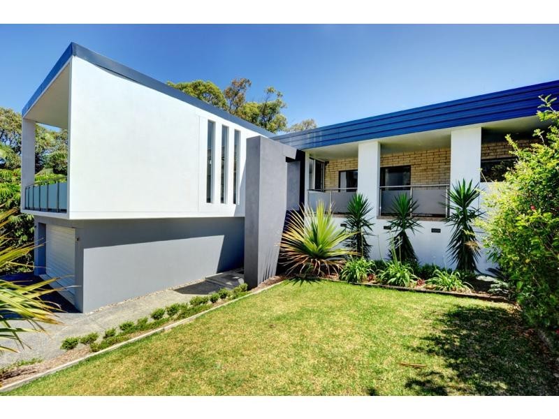27 Elouera Drive, Sapphire Beach NSW 2450