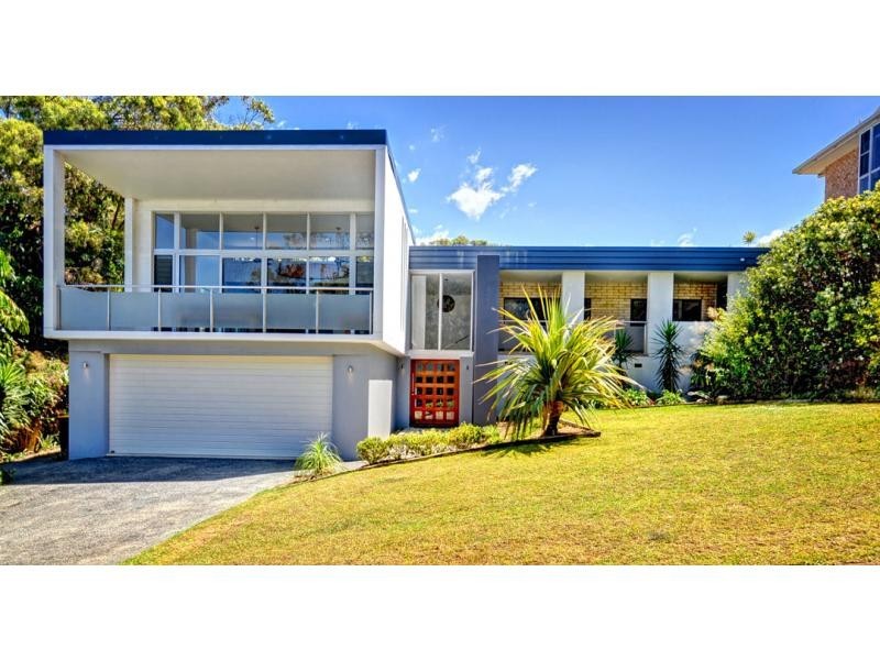 27 Elouera Drive, Sapphire Beach NSW 2450