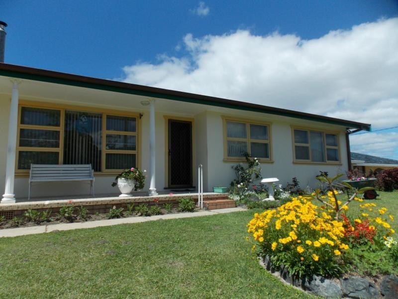 63 Bailey Avenue, Coffs Harbour NSW 2450