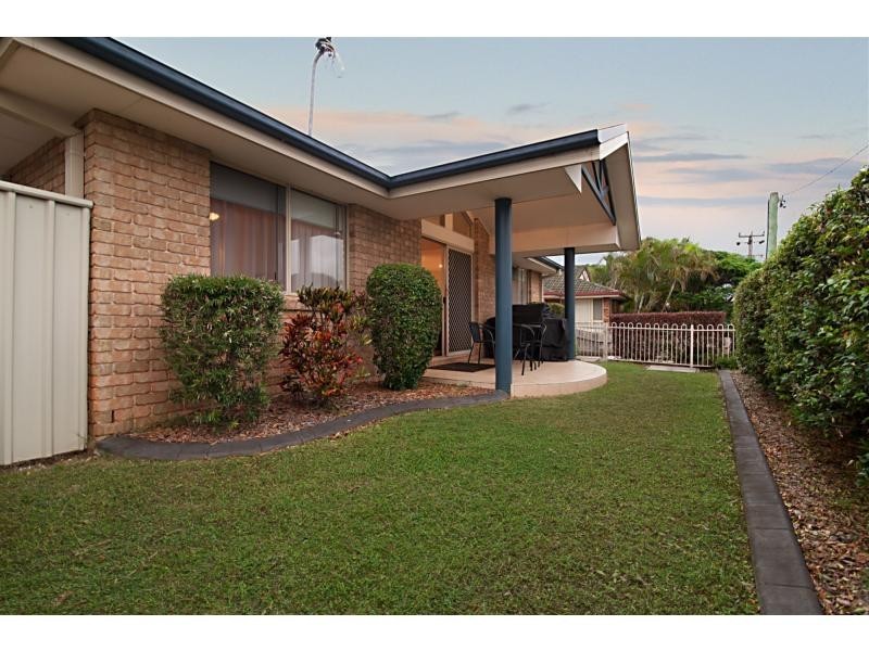 Villa 1/100 West High Street, Coffs Harbour NSW 2450