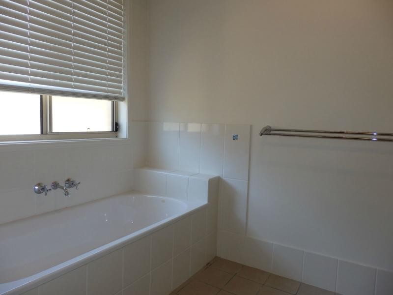 24 Adelines Way, Coffs Harbour NSW 2450